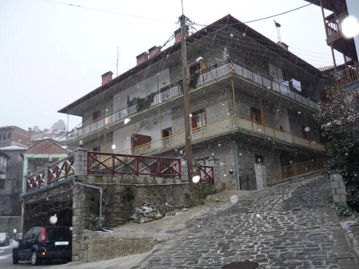 Eufrosini Guesthouse Metsovo Esterno foto